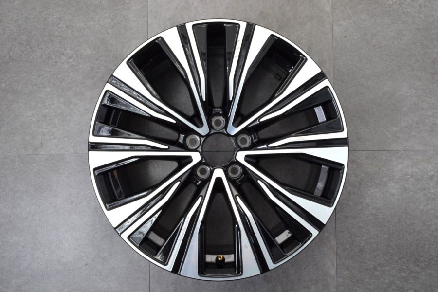 交換用に】ボルボ V60 純正 18in 8J +42 PCD108 1本 品番