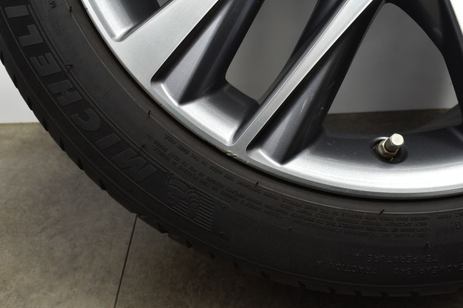 ホイールに未販売可能】レクサス IS バージョンL純正 17in 7.5J +45