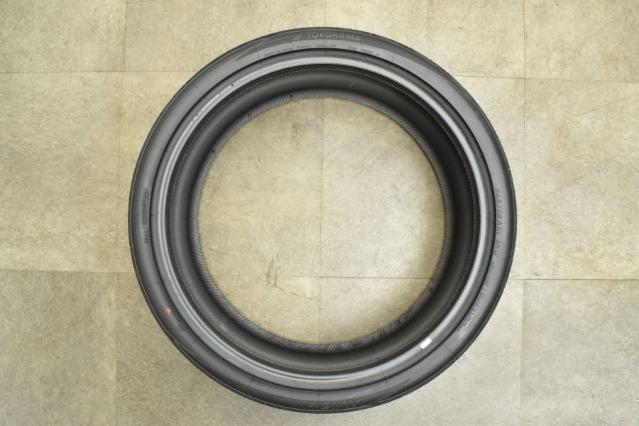 超バリ溝 2024年製ヨコハマ AVID ENVigor 245/35R21 超バリ溝 2024年製ヨコハマ AVID ENVigor 245/35R21