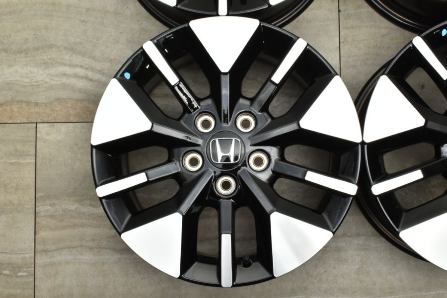 新車外し品 美品】ホンダ RP ステップワゴン Air 純正 16in 6.5J +45