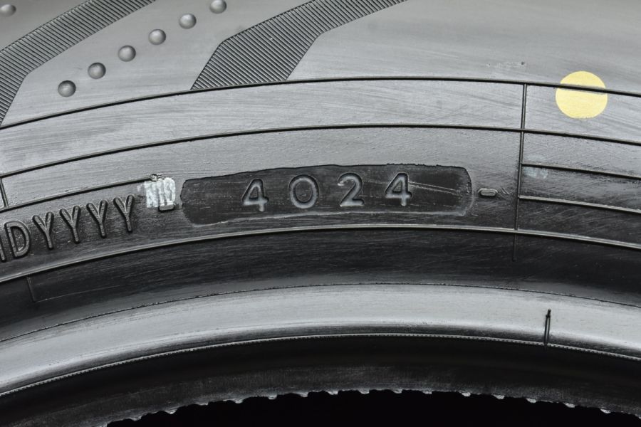 ura様送料込　2024年　ヨコハマ　アドバン　V03　225/60R18　国産 日本製 2024年 ヨコハマ ADVAN V03 225/60R18 2本 - メルカリ