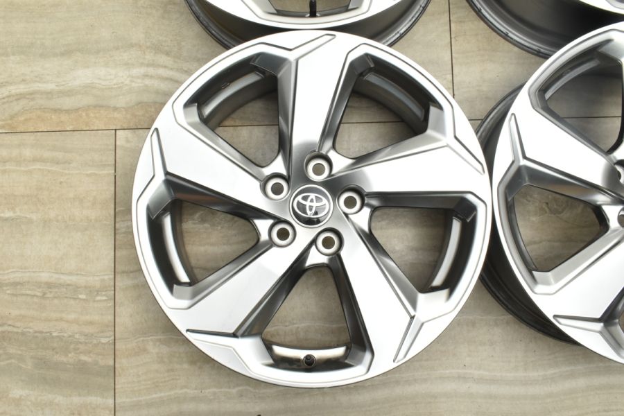 良好品】トヨタ RAV4 純正 18in 7J +35 PCD114.3 4本セット